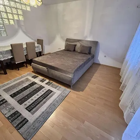 Quelle 1br - Short - Long Projects شقة Kecskemét